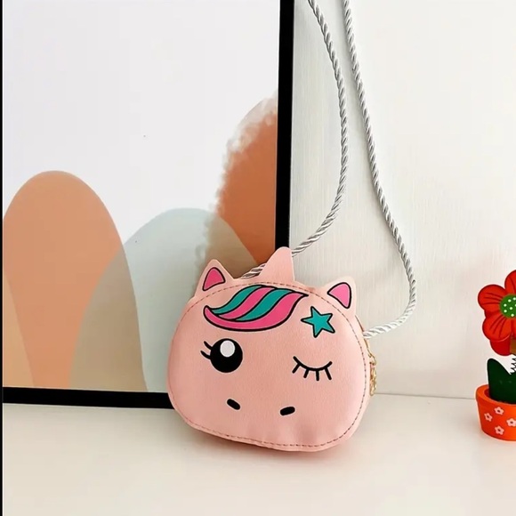 ‼️$7‼️ Cute Tiny Unicorn Purse with Rope Strap Zipper Closure 🦄 - Picture 2 of 14